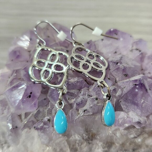 Fashion Jewlery Silvertone Scrollwork With Turquise Color Drop Earings - Picture 1 of 7